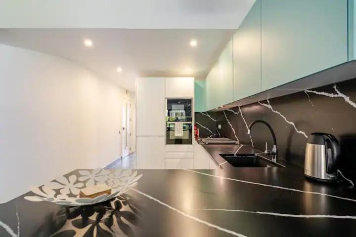 Scarlet'S Place - 1 Bed Victory Village Quinta Do Lago - Beach, Nature, Lakes 외부 사진